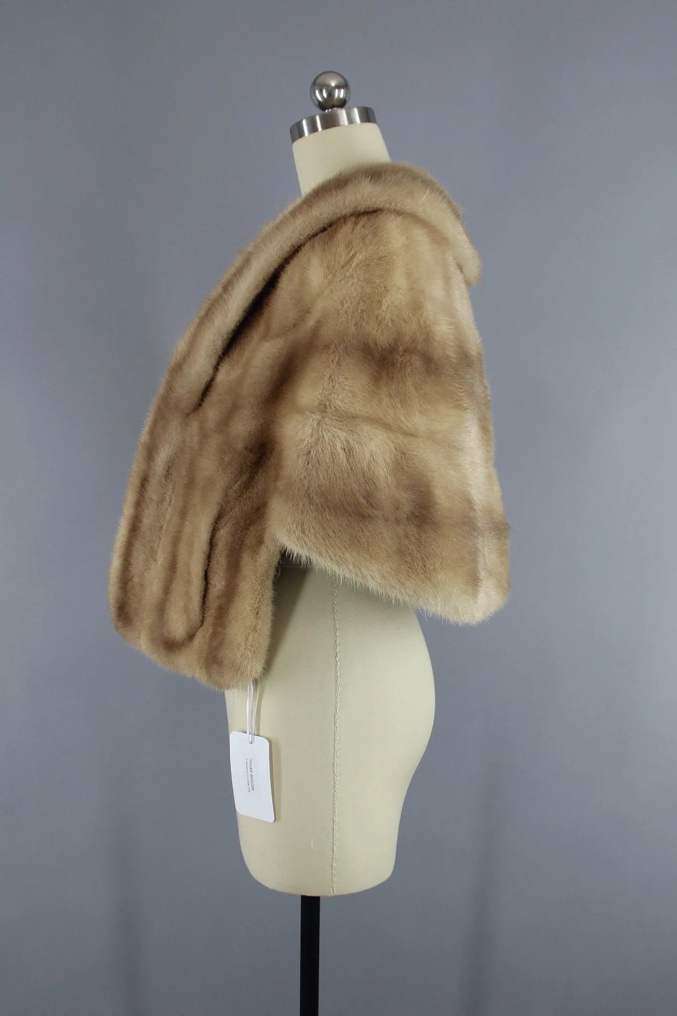 1940s Vintage Tan Fur Stole Wrap Cape