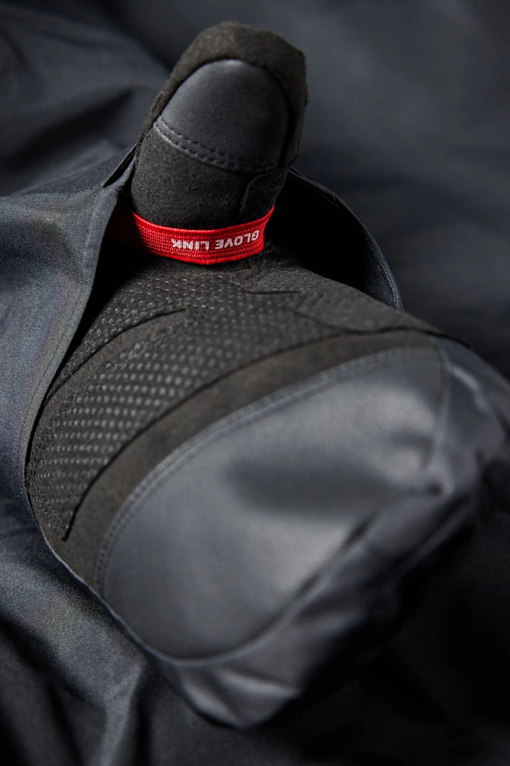 2025 GORE-TEX Core Insulated | Black