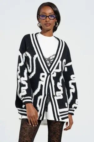 ABSTRACT LOVER OVERSIZED CARDIGAN IN BLACK WHITE