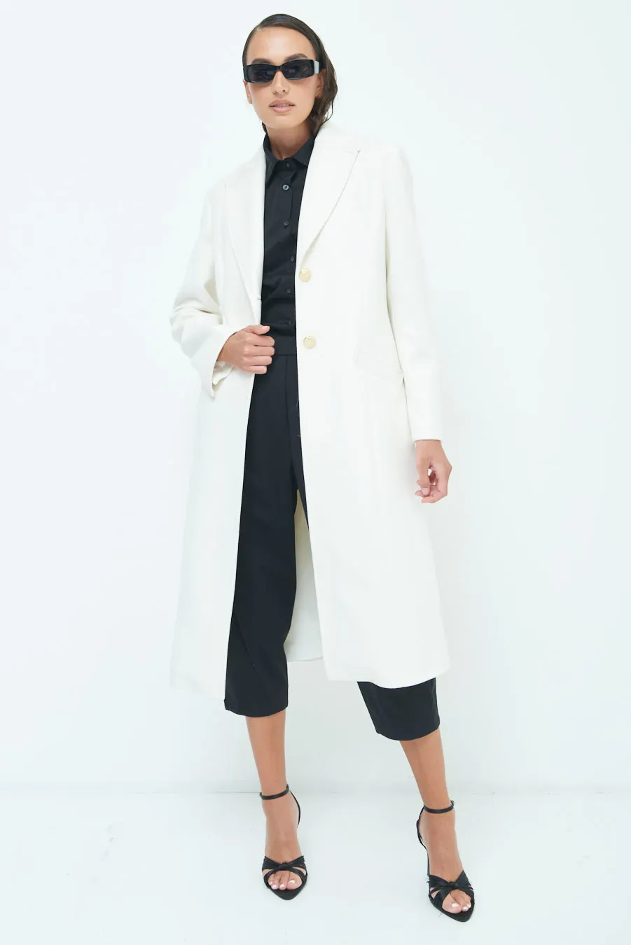 Classic single-breasted long coat wholesale