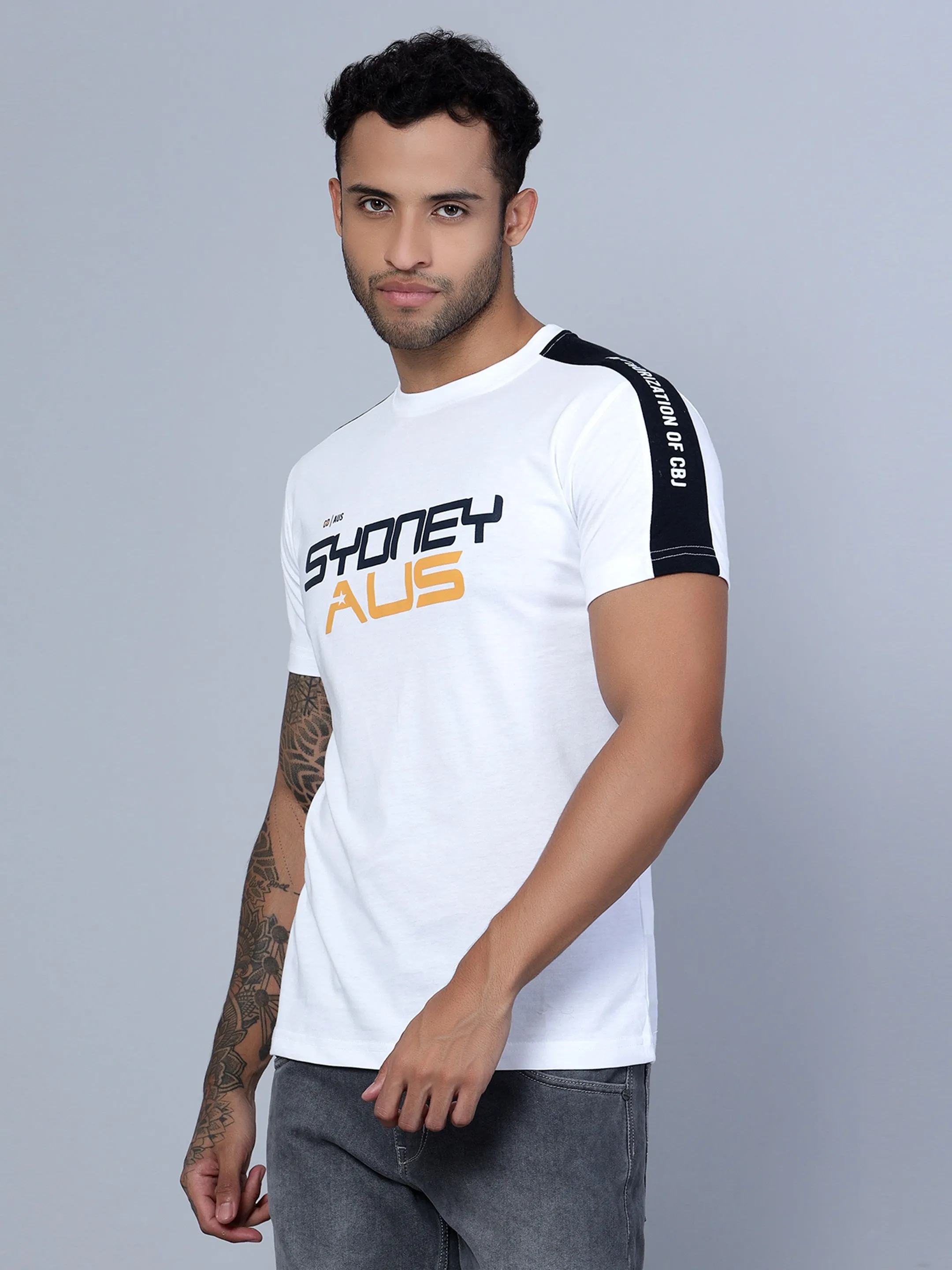 Men Round Neck White T-Shirt